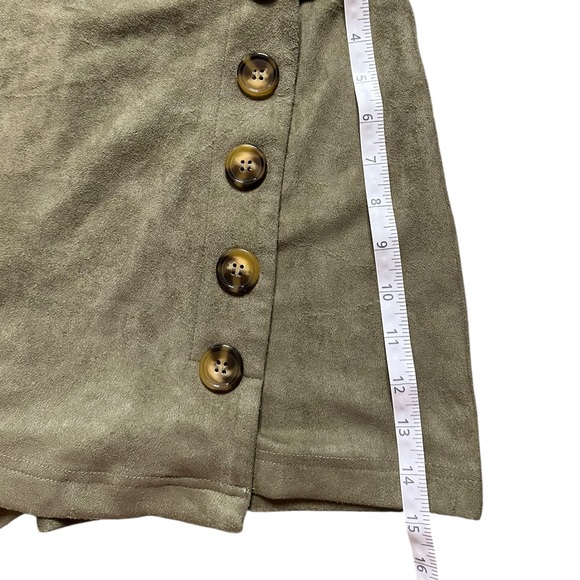 Altar’d State Faux Suede Button Front Skort Taupe Olive Brown Size M - Picture 4 of 4
